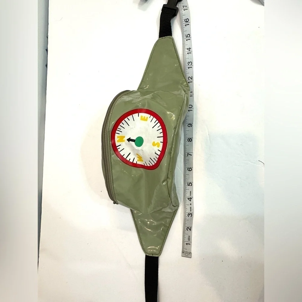 Vintage 90’s Gear Kids Unisex Green Compass Fanny Pack Waist Pack